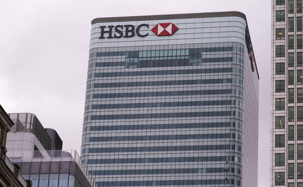 HSBC: bénéfice net en hausse de 45%, inférieur aux attentes