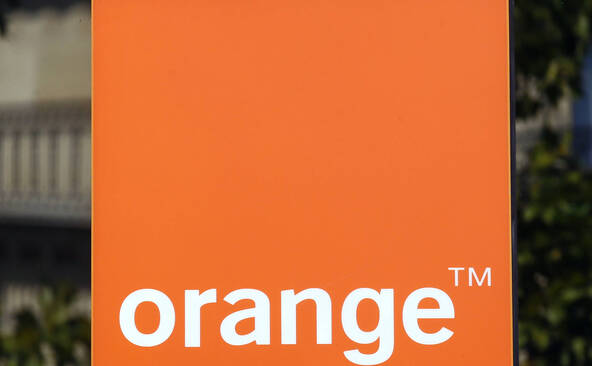 Orange voit ses ventes progresser et relève à nouveau ses objectifs