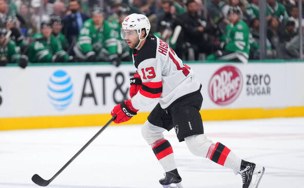 Quatre à la suite pour les Devils, Hischier marque un doublé