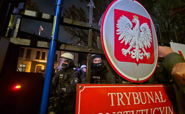 Pologne: le président cherche une issue à la crise