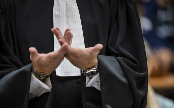 Elle tire sur son mari, 16 ans de prison requis par le procureur