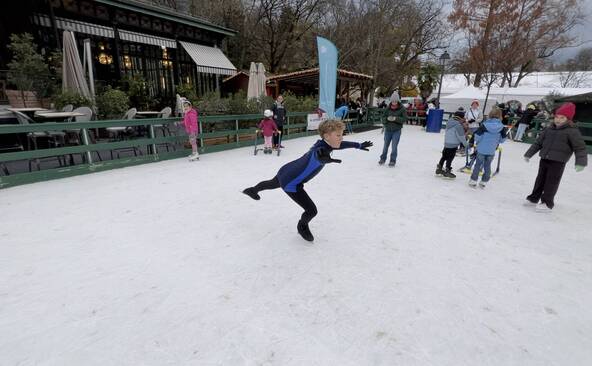 La patinoire du parc des Bastions est ouverte