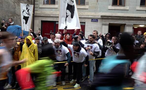 La section «Gui Cach» a conquis le Bourg-de-Four