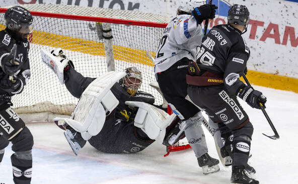 Le grand huit pour Fribourg, Mayer coule Genève