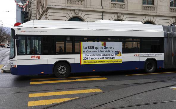«La SSR quitte Genève»: les affiches du MCG font polémique