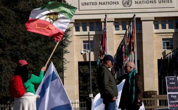 A Genève, espoir et angoisse de la diaspora iranienne