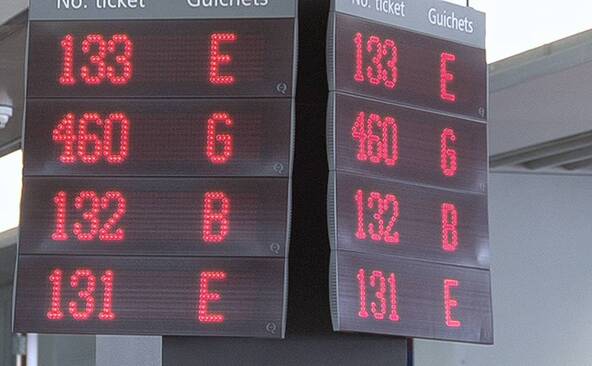 Bug informatique du chômage: la pression politique monte