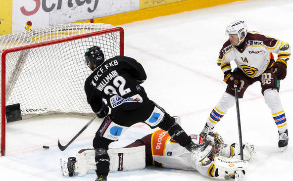 Fribourg se joue de Genève et file en finale