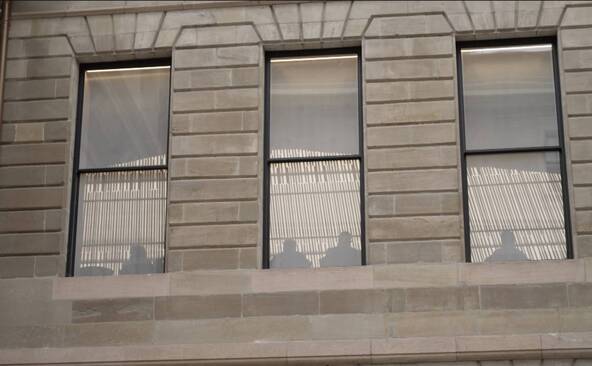 Signes religieux: Genève vote sur une interdiction pour les élus