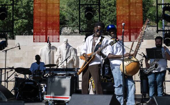 Avec la fête de la musique, le parc des Bastions revit après le G7