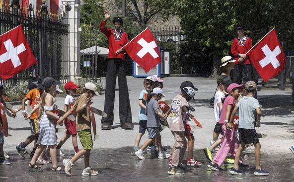 Fête des écoles: le cortège annulé, les élèves directement conviés aux Bastions