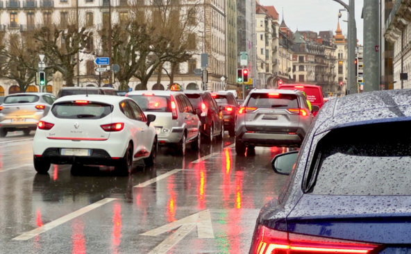 Impôt auto: calcul erroné de la surtaxe sur les véhicules thermiques